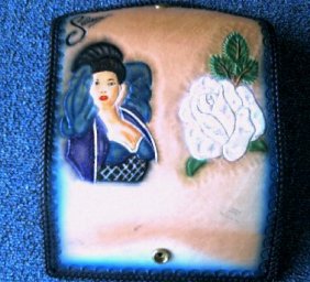 selena_ladies2.JPG - 26676 Bytes